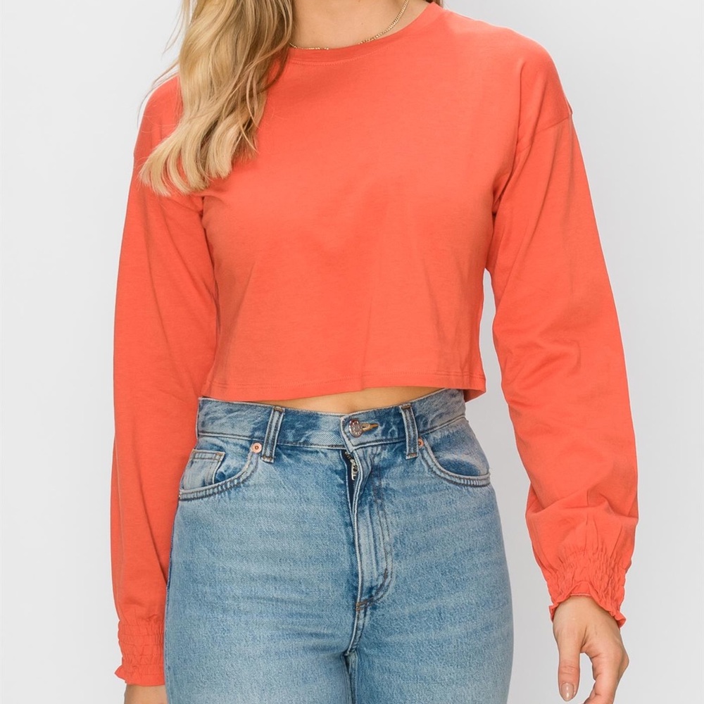 Long sleeve crop tee